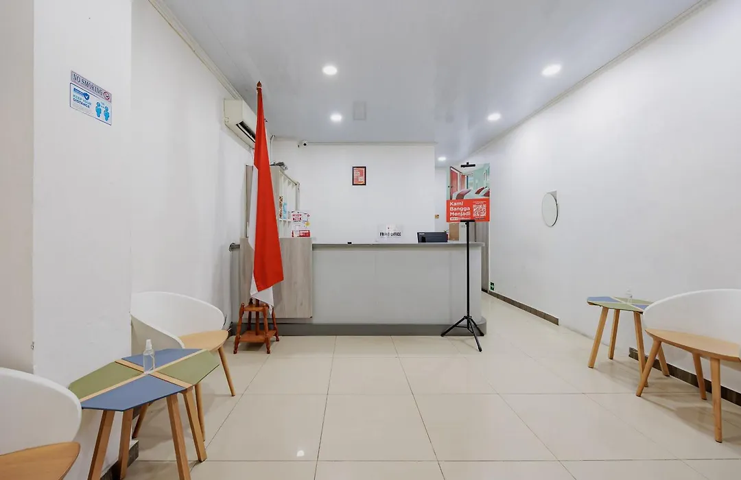 RedDoorz Near MRT Bendungan Hilir-1